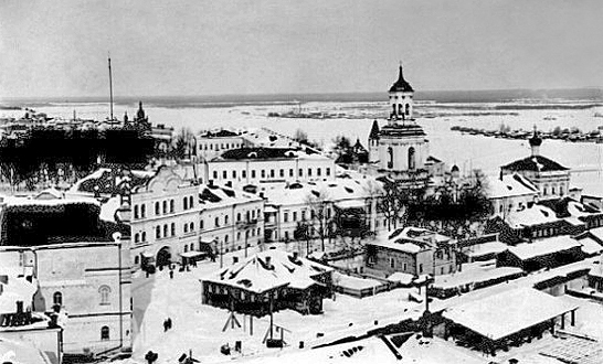 Двор Новодевичьего монастыря с колокольни Кафедрального собора